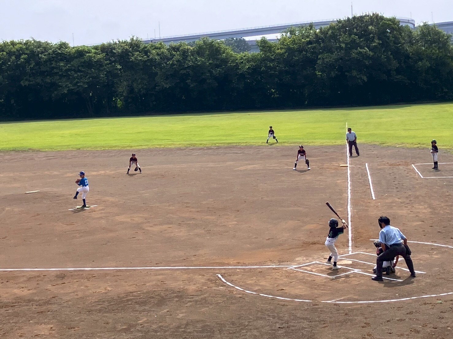 大神グラウンド試合風景